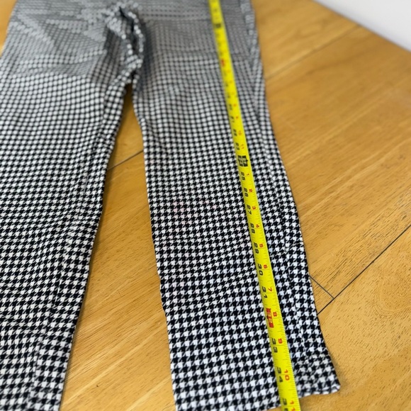 Old Navy Women's Black & White Plaid Ankle Pants Casual Size 10 High Waist - Picture 8 of 10